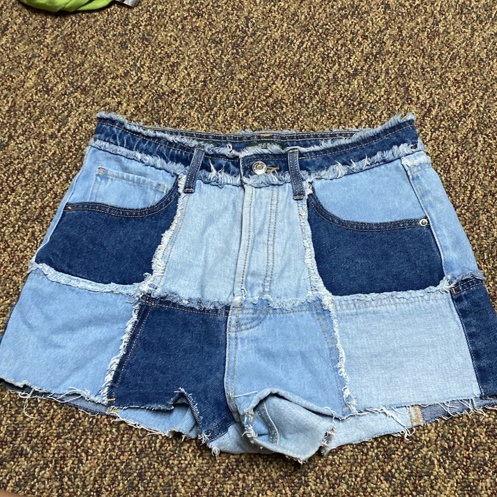 Brand:wild fable Size:4 Color: light blue dark blue